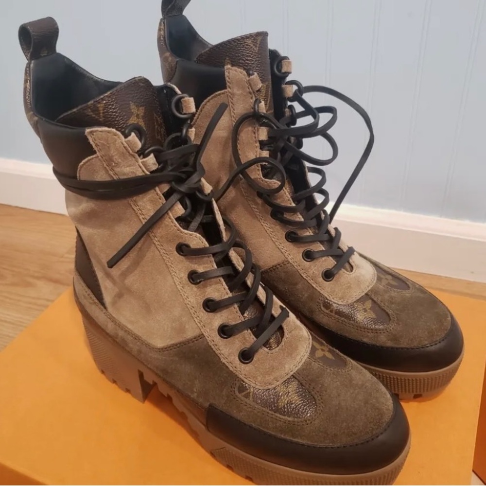 Louis Vuitton Desert Boots Size US38/8